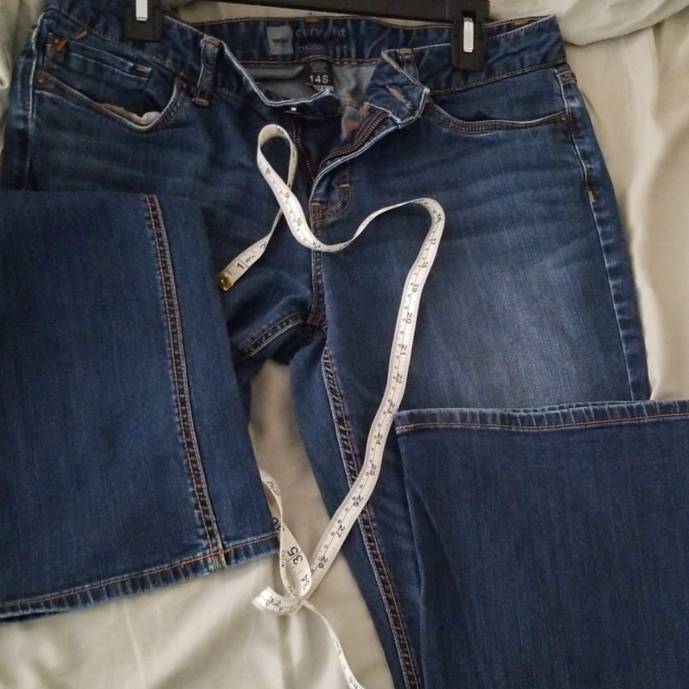Mossimo curvy fit bootcut midrise jeans - Picture 5 of 5